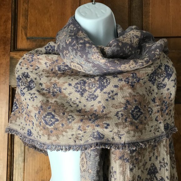 Beige w/Blue & Tan Geometrics Scarf/Wrap w/Fringed Edges 74" x 28 - Picture 2 of 10